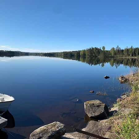 Cozy Cottage By The Lake, Charlottenberg Amotfors ภายนอก รูปภาพ